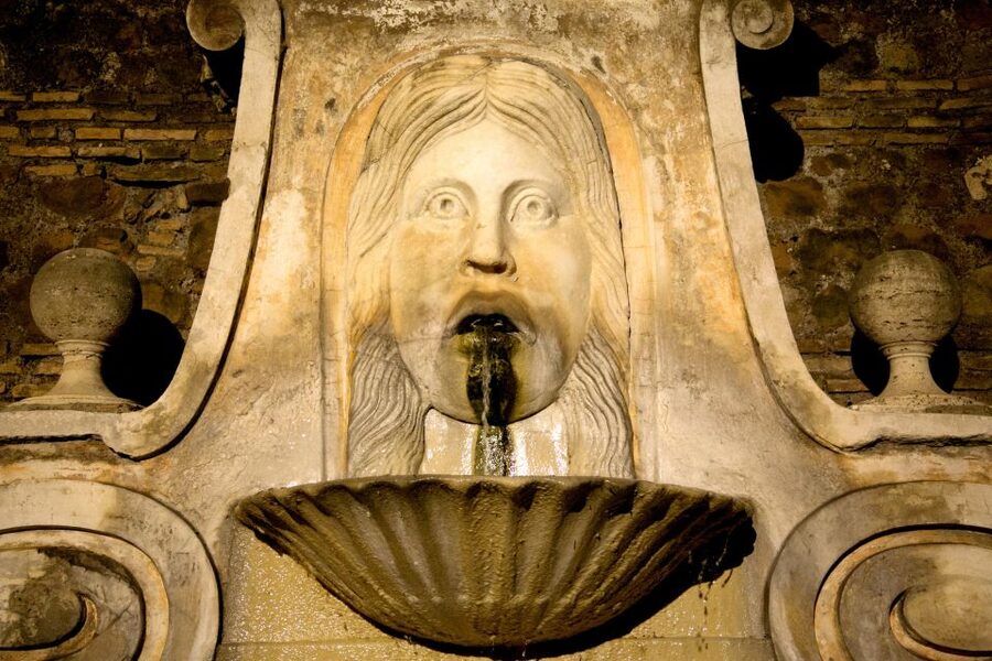 Dark Heart of Rome - Facts, Legend & Mystery Walking Tour - Sant’Andrea della Valle departure, setting the tone in the right place
