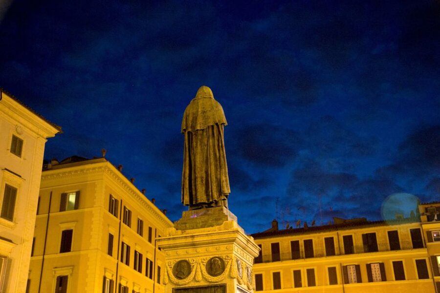 Dark Heart of Rome - Facts, Legend & Mystery Walking Tour - Where the tour starts, and how the route keeps you moving