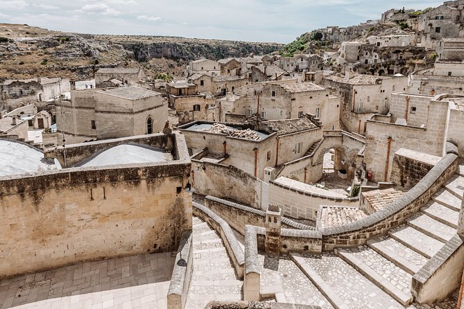 Discover Matera, the ancient city - English tour - Key highlights worth showing up for