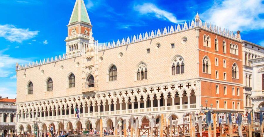 Doge's Palace Skip-the-Line Guided Tour - Entering Doge’s Palace: Where the Doges Ruled