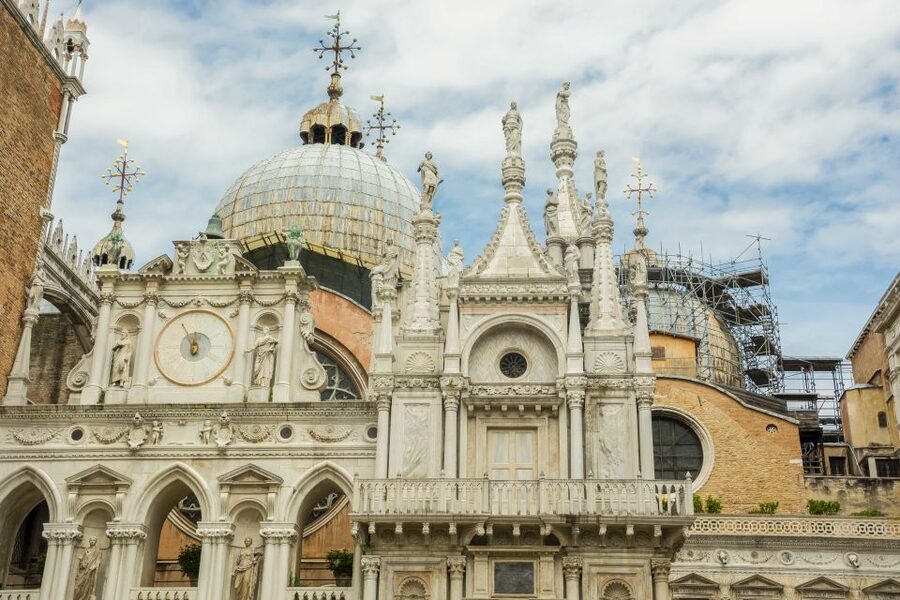 Doge's Palace Skip-the-Line Guided Tour - Opera Museum Capitals: Sacred and Profane in 14th-Century Detail