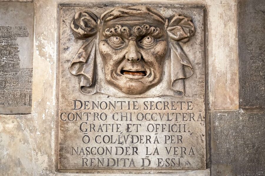 Doge's Palace Skip-the-Line Guided Tour - Atrium Waiting Room, and the Palace Mindset in One Walk
