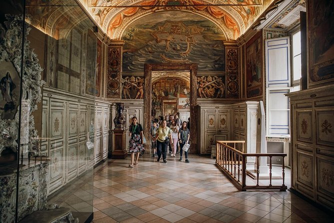 Early Vatican Museums Tour: The Best of the Sistine Chapel - Pinecone Courtyard and the Bronze Globe by Arnaldo Pomodoro
