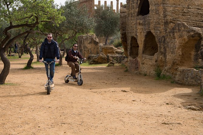 Electric scooter tour inside the Valley of the Temples Agrigento - The 2-hour flow inside Valle dei Templi: what you’ll actually do