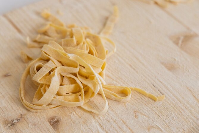 Enjoy Spritz and Pasta Making in Piazza Navona - Your Instructors: Why the Teaching Style Makes This Class