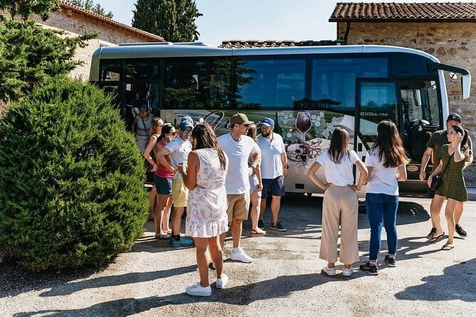 Essence of Chianti Small Group Tour with Lunch and Tastings from Florence - Why this Chianti Classico day trip feels different from a typical group bus