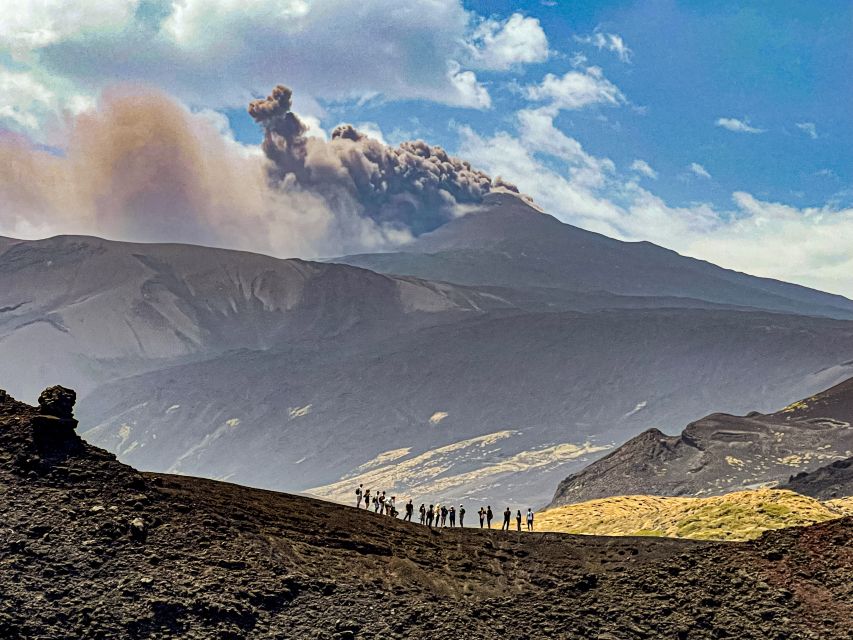Etna: Craters of the 2002 Eruption Trekking Experience - Meeting at Chiosco Bar Mareneve, then toward Piano Provenzana