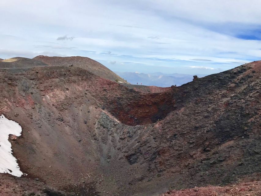 Etna: Craters of the 2002 Eruption Trekking Experience - Hotel dell Betulle ruins: the one structure left from the 2002 lava flow