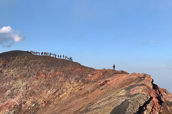 Etna excursion 3000 meters with 4x4 cable car and Trekking - How hard is it really? Narrow ridges, steep steps, and altitude cold