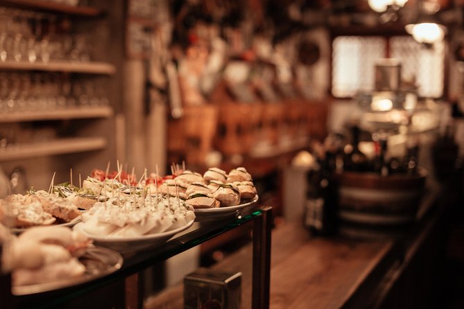 Exclusive Private Venice Food Tour with 6 or 10 Tastings - Seafood Selection, Tramezzino, and Prosecco Timing