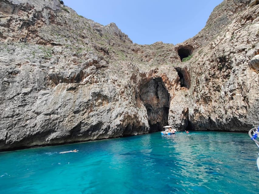 EXCURSION VISIT TO THE SANTA MARIA DI LEUCA CAVES - How the captain explains the caves, and why that matters