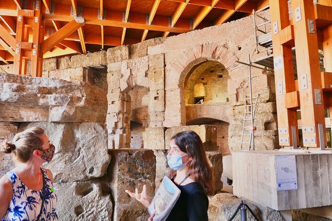 Expert Guided Tour of Colosseum Arena OR Underground, and Forum - Why the audio headsets make this tour better