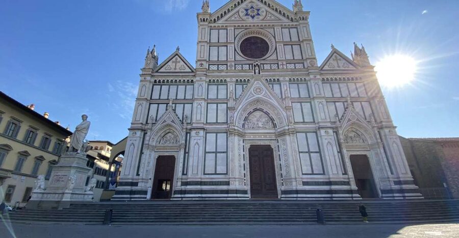 Florence: 1.5-hour Santa Croce Guided Experience - Inside Santa Croce: Franciscan origins and Gothic details