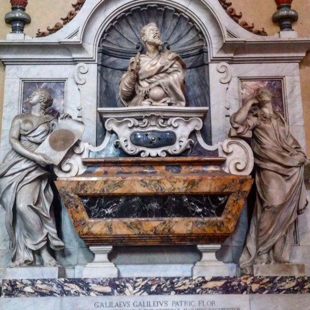 Florence: 1.5-hour Santa Croce Guided Experience - The guide makes or breaks it, and the quality is consistently high
