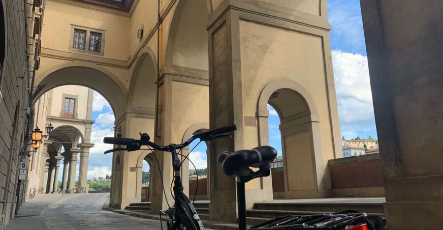 Florence: 2-Hour Guided Bike Tour - Where You Meet and What You Get Before Rolling