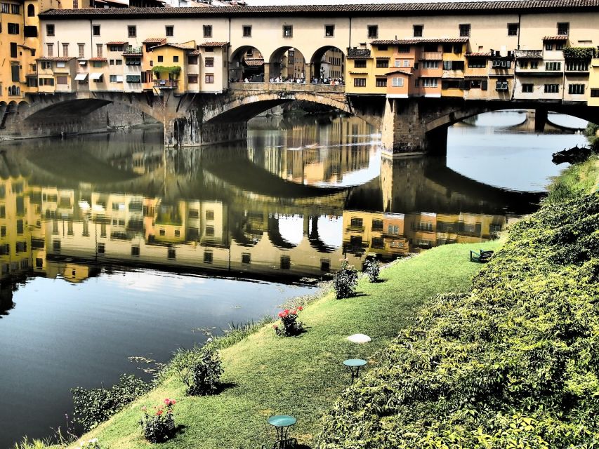 Florence: 2-Hour Guided Sightseeing Bike Tour - San Lorenzo to Santa Maria Novella, a strong start with a rhythm