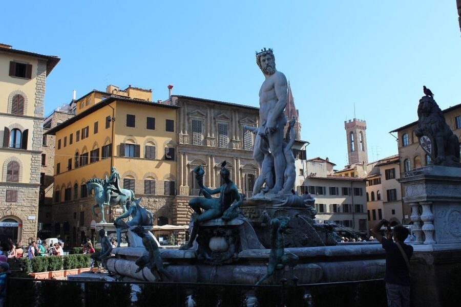 Florence: 2-Hour Guided Sightseeing Bike Tour - Santa Maria del Fiore area, the city’s centerpiece from street level