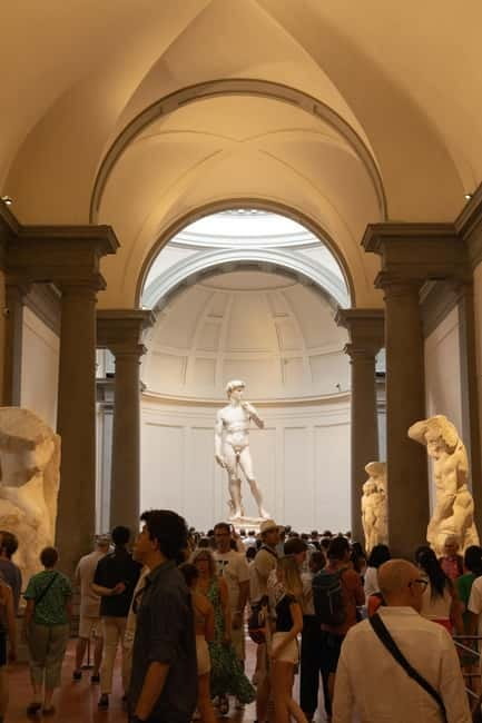Florence: Accademia Gallery Skip-the-Line Guided Tour - Headsets, pacing, and hearing the guide without straining