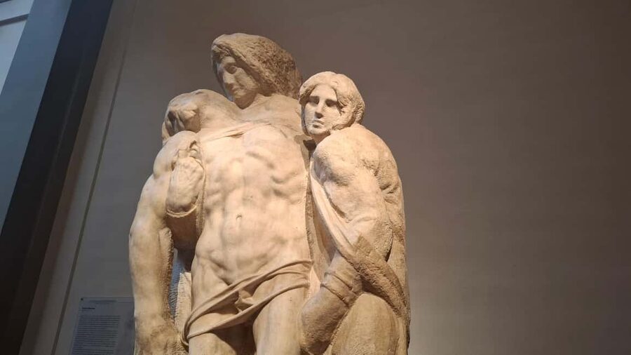 Florence: Accademia Gallery Ticket with Optional Audio Guide - Optional official audio guide, and whether it is worth the extra cost