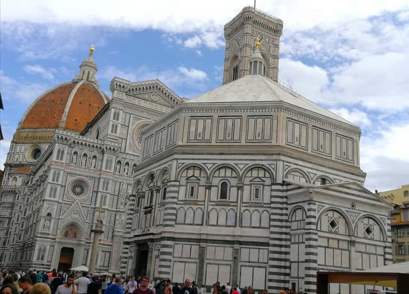 Florence: Duomo Area Tour and Brunelleschi Dome Climb Ticket - Brunelleschi’s dome climb: what to expect from the stairs to the skyline