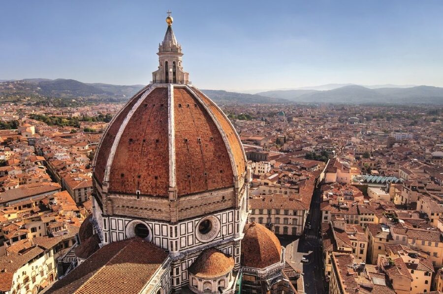 Florence: Duomo Complex Guided Tour - Earphones, group size, and how the guide experience plays out