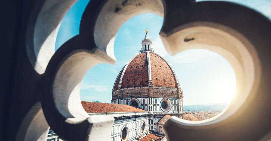 Florence Duomo Complex Guided Tour with Dome Admission - Starting at Piazza del Duomo, Lindt storefront, and the white flag