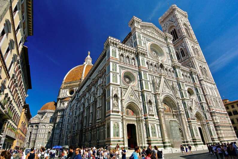 Florence: Duomo S. Maria del Fiore Guided Tour - The Duomo complex kickoff: how the guide helps you see the whole site