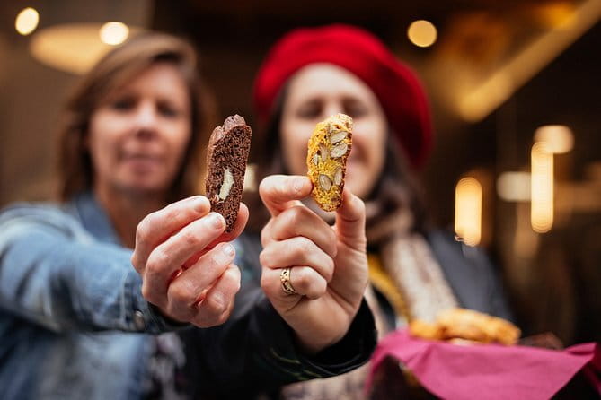 Florence Exclusive PRIVATE Food Tour with 6 or 10 Tastings - Private Guide Perks: How Maria, Eden, Ana, Yu, and Others Change the Day
