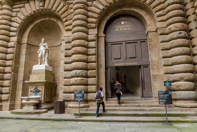 Florence: Firenze Card Official Museum City Pass - Uffizi and Accademia: the two reservations that shape your whole trip