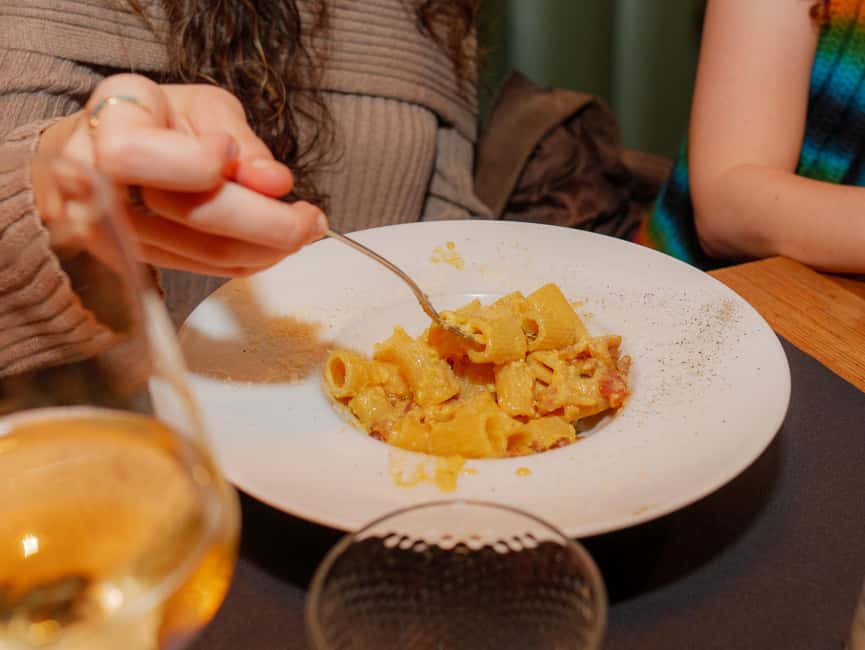 Florence: Guided Food Walking Tour with Tuscan Classics - Guide Power: Why Personal Stories and Recommendations Are a Big Part of the Value
