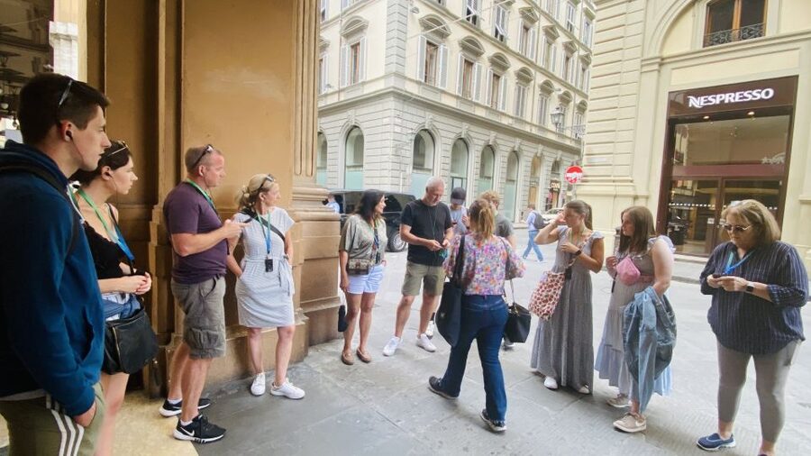 Florence: Guided Walking Tour - Price and value: $27 for a guide, radio audio, and context, not entrances
