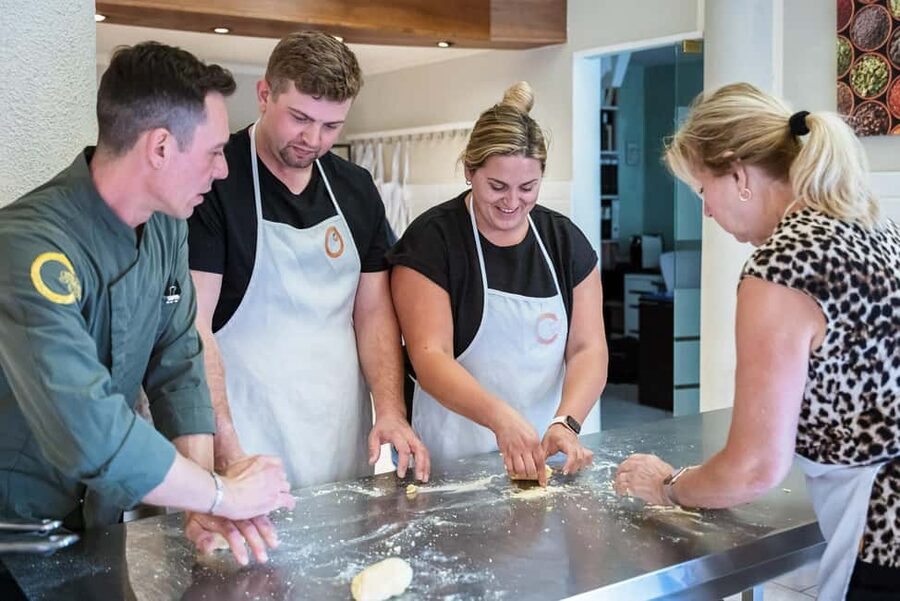 Florence: Handmade Pasta & Dessert Class with Unlimited Wine - Key things to look forward to