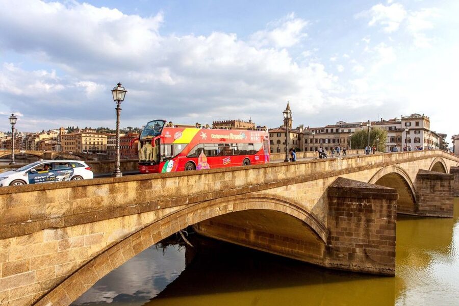 Florence: Hop-on Hop-off Bus Tour: 24, 48 or 72-Hour Ticket - Entering Florence at Santa Maria Novella and Picking Your Line