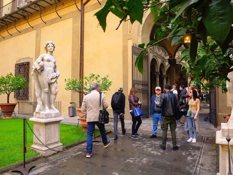 Florence: Medici Family Guided Walking Tour - Practical Tips to Make Your Day Smoother