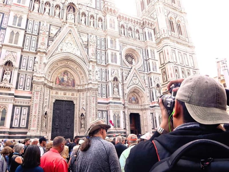 Florence: Medici Family Guided Walking Tour - San Lorenzo and the Medici Chapels: Cathedrals, Renaissance Change, and Tombs
