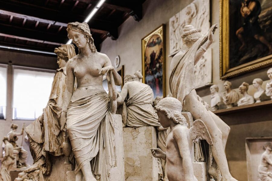 Florence: Michelangelo's David Reserved Entry Tickets - Guided Tour vs Audioguide App, Pick What Matches Your Brain