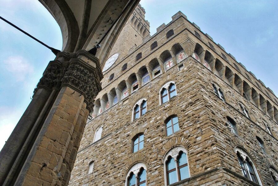 Florence: Palazzo Vecchio Guided Tour - Guide styles that really make the story click, from Steffi to Ivan to Francesca