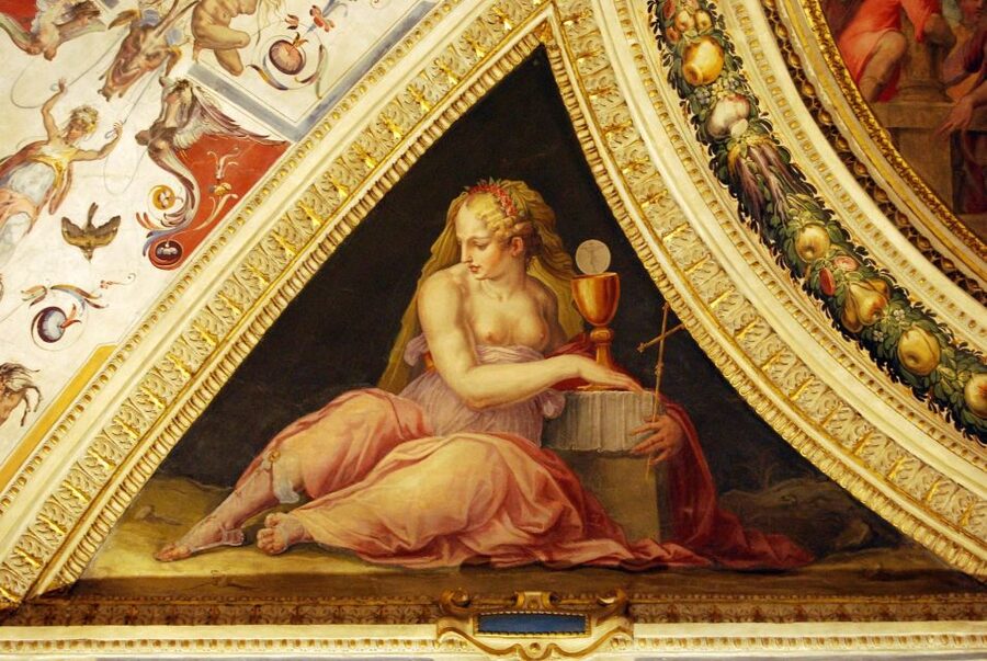 Florence: Palazzo Vecchio Guided Tour - Ground-floor rooms, passageways, and what the guide points out for your eyes