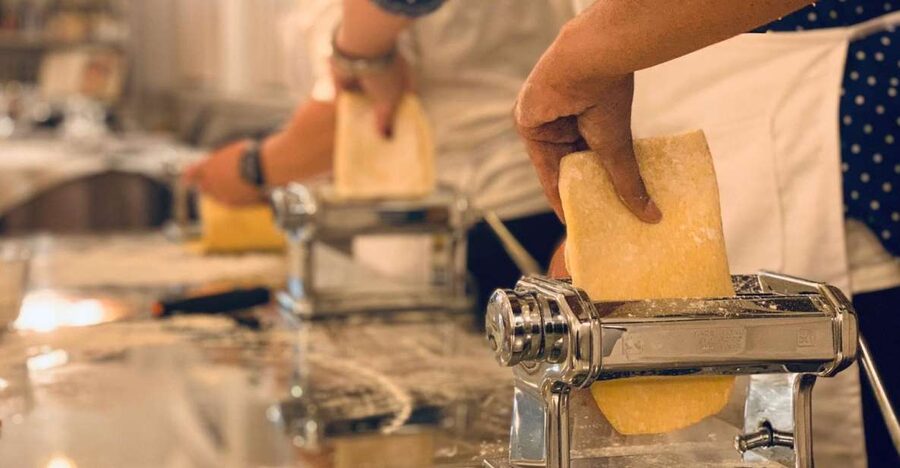Florence: Pasta & Tiramisu Cooking Class with Unlimited Wine - Step-by-step: your 3-hour pasta and tiramisu rhythm