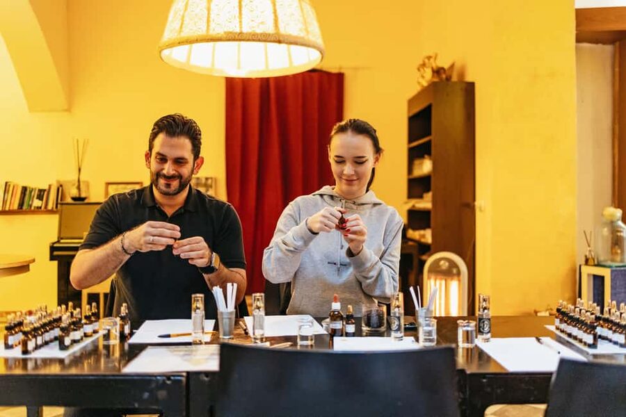 Florence: Perfume Masterclass and Sensory Experience - Entering Antica Spezieria Erboristeria San Simone, Florence’s perfume workshop