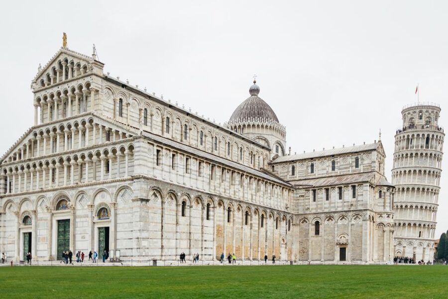 Florence: Pisa, Siena, San Gimignano, and Chianti Experience - San Gimignano Medieval Manhattan: Free Time on Cobbled Streets