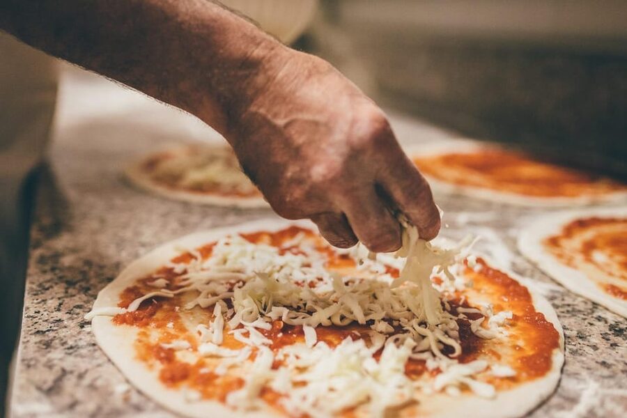 Florence: Pizza and Gelato Experience with Unlimited Wine - The Meal and the Wine: Eat What You Make