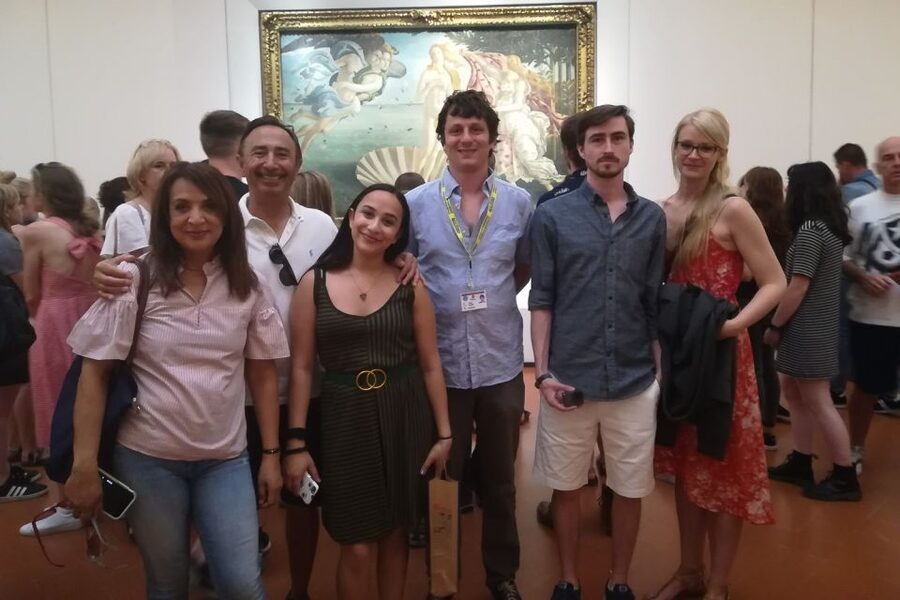 Florence: Private Uffizi Gallery Discovery Tour with Ticket - Why a private, timed Uffizi tour makes sense