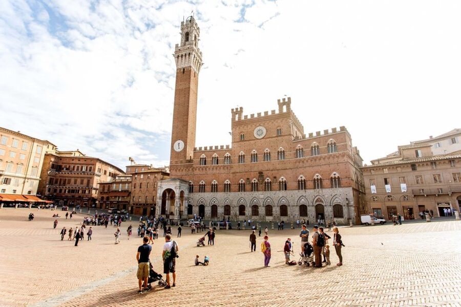 Florence: Siena, San Gimignano & Monteriggioni with Tasting - Chianti Wine Tasting: 3 Local Wines and Snacks That Keep You Going