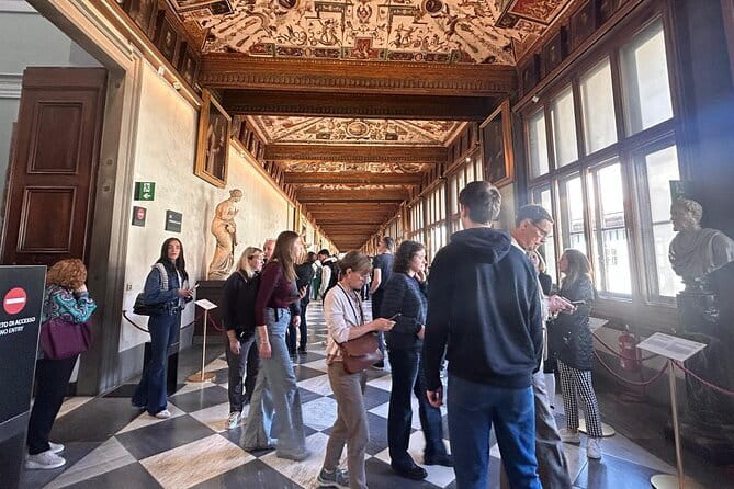 Florence Skip-the-Line Duomo Tour with Guide & Brunelleschi Dome - Pace, small groups, and guides that keep you moving