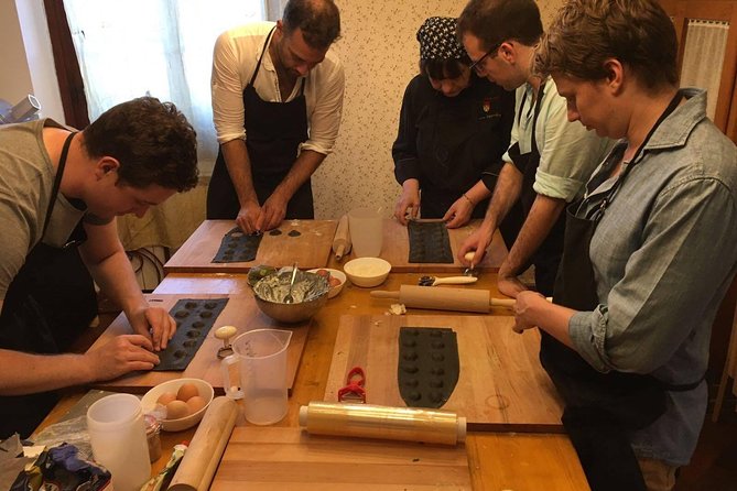 Florence Small-Group Pasta Class with Seasonal Ingredients - Key highlights that make this class worth your evening