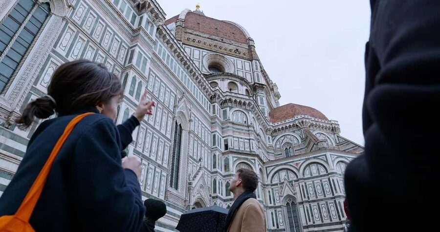Florence: Statue of David & Duomo Guided Tour with Tickets - Why the small-group format actually helps at the Duomo