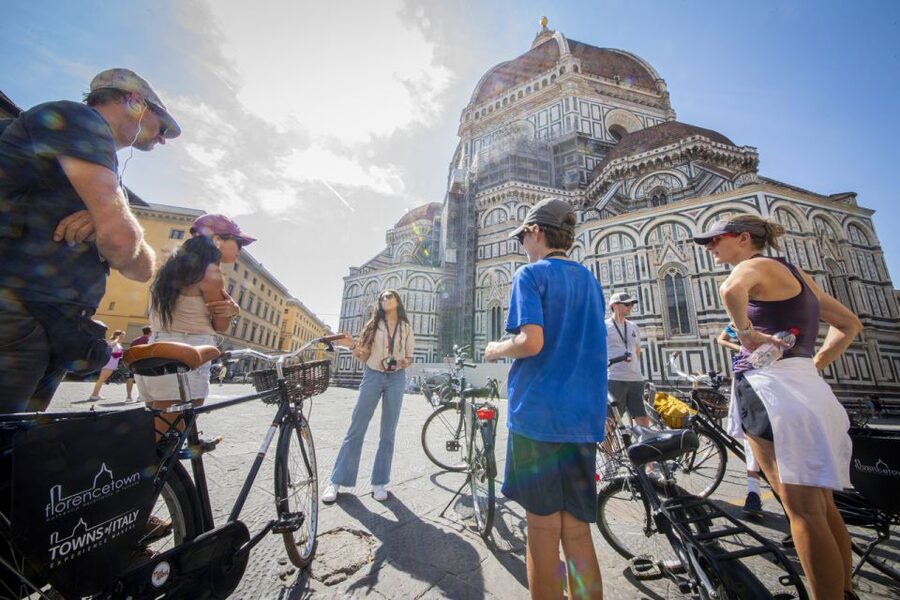 Florence: The Original City Bike Tour with a Guide - Duomo and Santa Maria Novella: big icons, smart viewing points