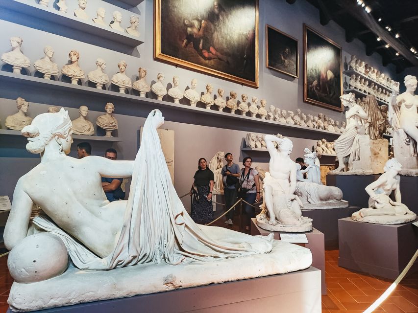 Florence: Timed Entry Ticket to Michelangelo's David & eBook - The main event: David and the unfinished masterpieces with chisel marks