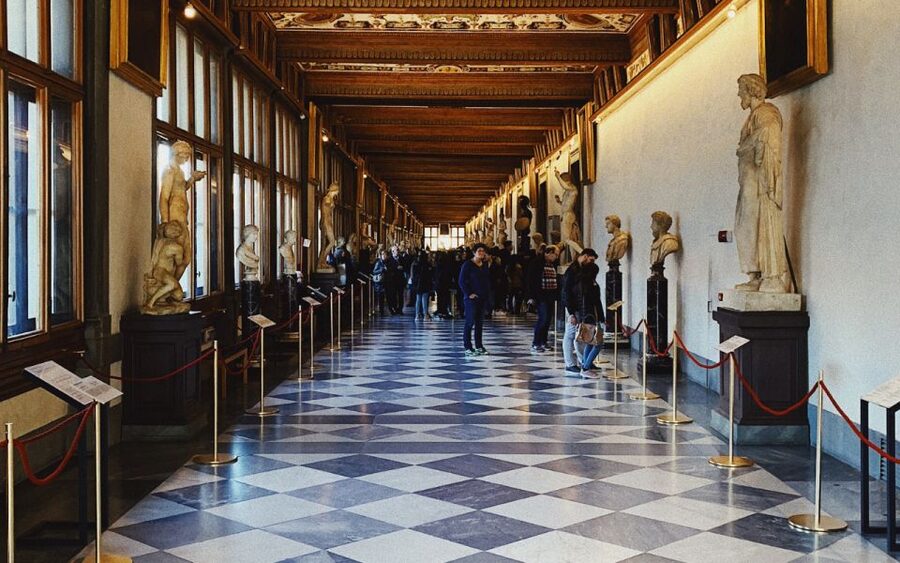 Florence: Uffizi Entry Ticket & Audio Guided Tour with Host - Who This Uffizi Tour Is Best For